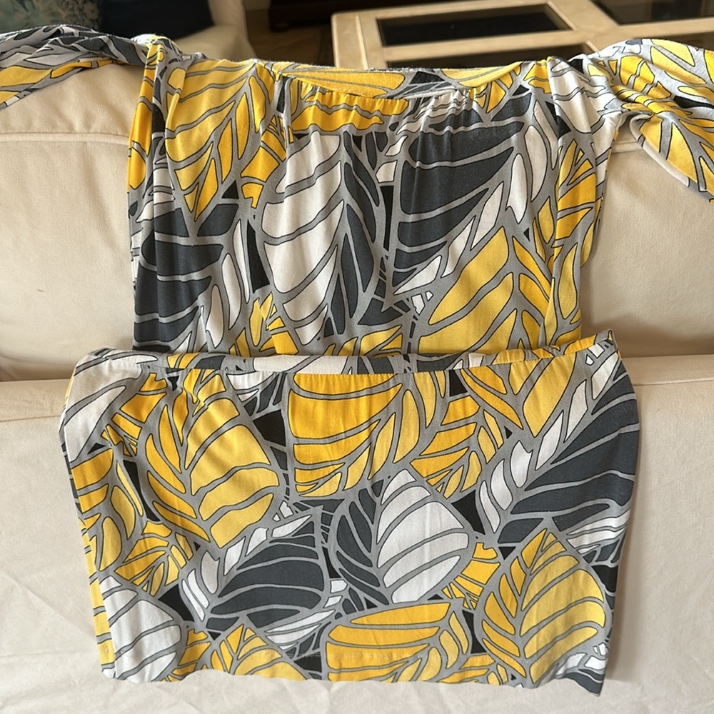 Dress - Picture 6 of 8